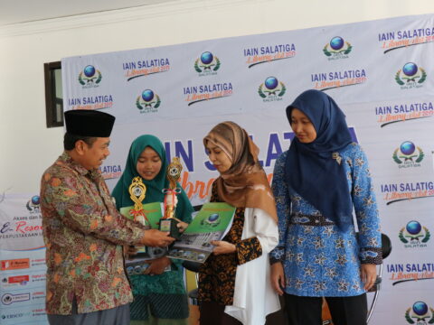 Lomba Selfie di Perpustakaan IAIN Salatiga, Tahun 2016